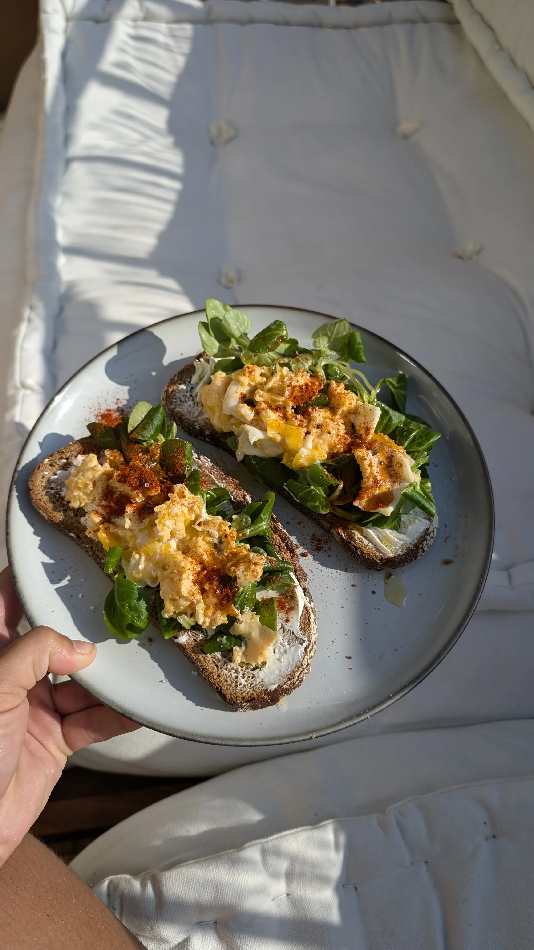 Alimentation anti-cortisol, oméga-3 et aliments sains pour équilibre hormonal